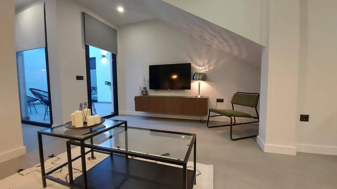 Love Rent4 Malaga Mercedes